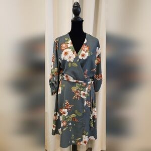 Monteau floral dark eucalyptus green dress with a tie waist. Size L